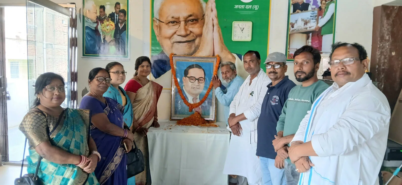 खगड़िया में गूंजा सामाजिक न्याय का जयघोष: कचहरी रोड विधायक कार्यालय में भव्य और ऐतिहासिक अंदाज़ में मनाई गई डॉ भीमराव अंबेडकर की 135वीं जयंती—‘बाबा साहेब एक विचार नहीं, बल्कि क्रां