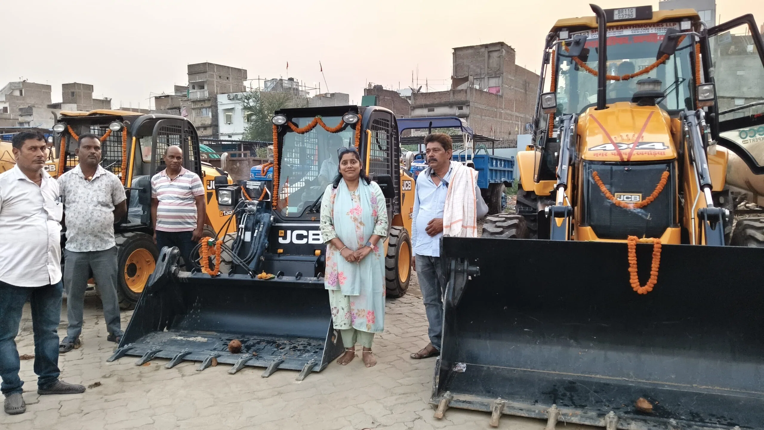 खगड़िया नगर परिषद की ताकत हुई दोगुनी: सभापति अर्चना कुमारी के नेतृत्व में ट्रैक्टर-जेसीबी की नई फौज तैयार, डिवाटरिंग पंप से जलजमाव पर करारा वार—शहर में विकास और सफाई को मिली रफ्तार