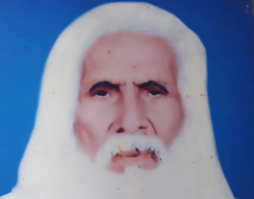 “सरकारी पोखर पर कब्जा करने वालों की अब खैर नहीं!” — खगड़िया में 5 बीघे सरकारी जमीन और सड़क अतिक्रमण मामले पर प्रशासन का बड़ा एक्शन, जांच के आदेश से मचा हड़कंप, बोले अधिकारी — “अगर