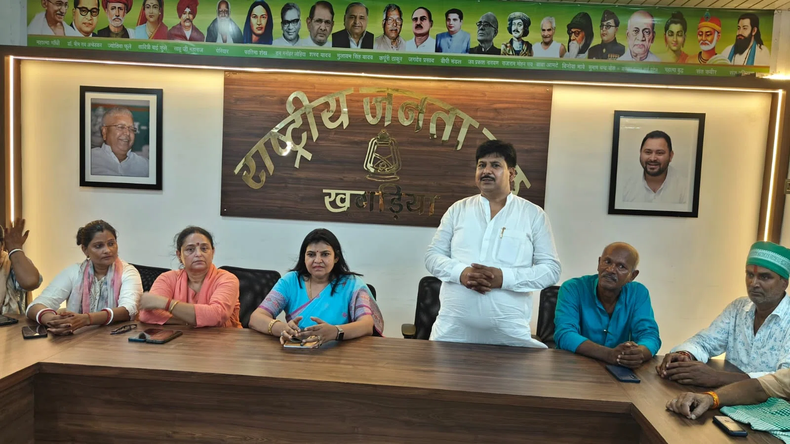 तेजस्वी के राष्ट्रीय कार्यकारी अध्यक्ष बनने के बाद पहली बार राजद का 30वां स्थापना दिवस, खगड़िया में शक्ति प्रदर्शन की तैयारी,बैठक में खूब गरजे डॉ. एज्या और जिलाध्यक्ष मनोहर यादव